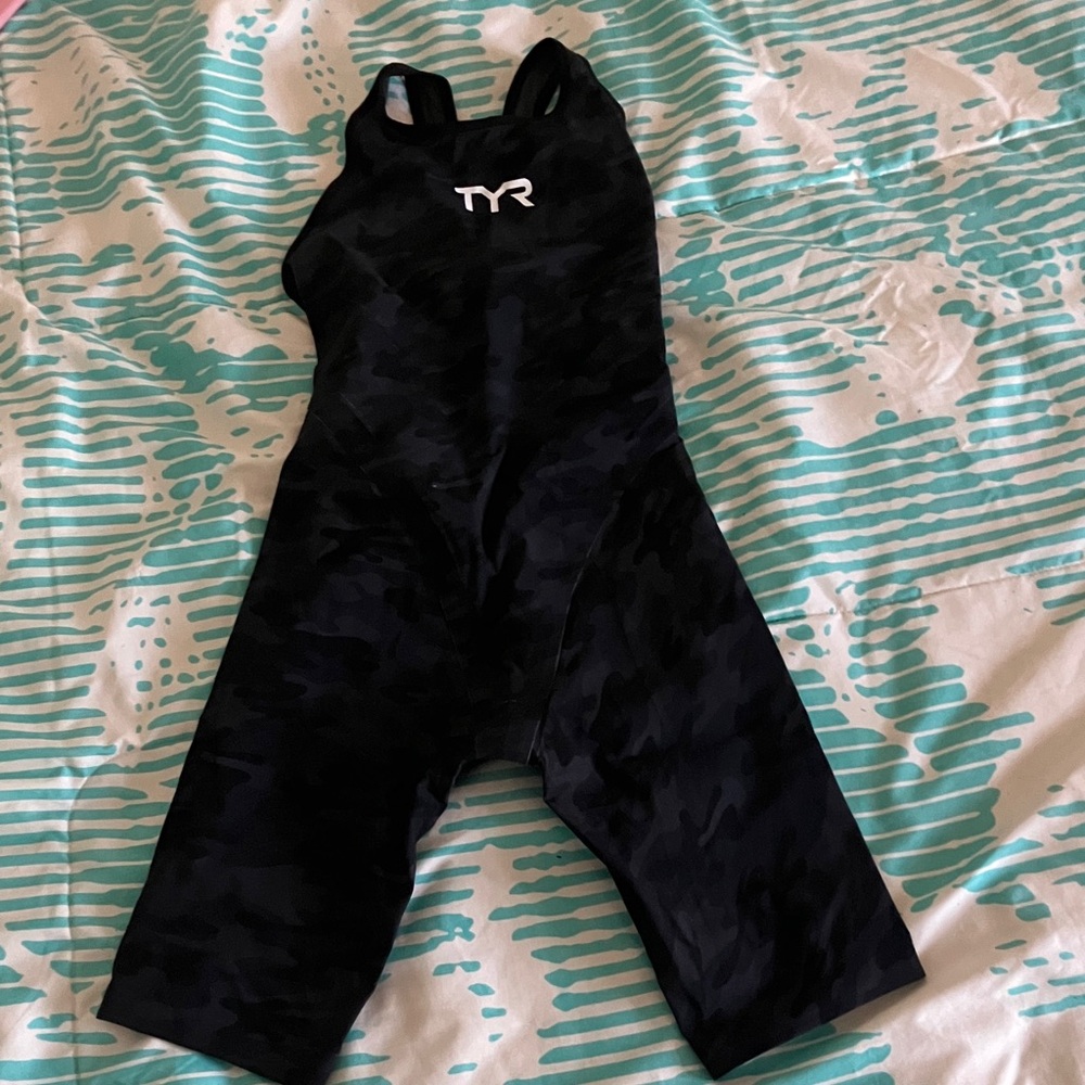 TYR Dark Camouflage Tech Suit Open back